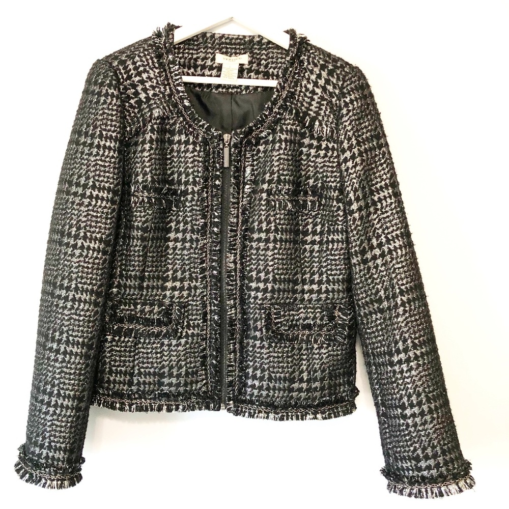 Vertigo Paris Metallic Tweed Fringe & Chain Detail Zip Blazer L fits like a M